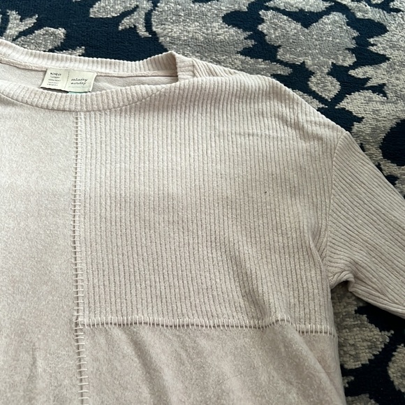 Saturday Sunday Sweater - Picture 5 of 9